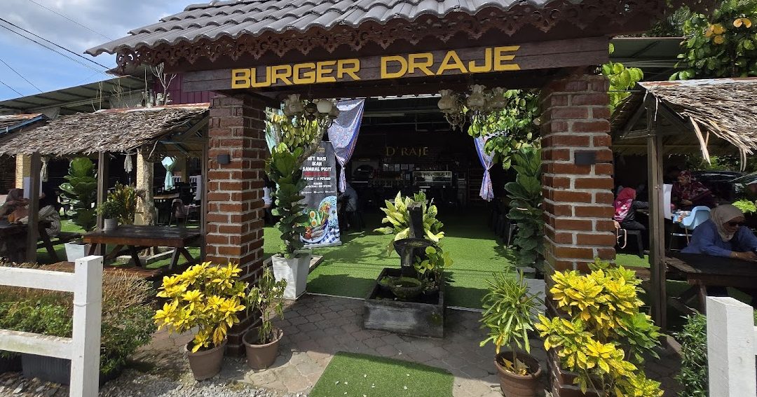 Burger D'Raje Western and Grill 1 burger draje western and grill