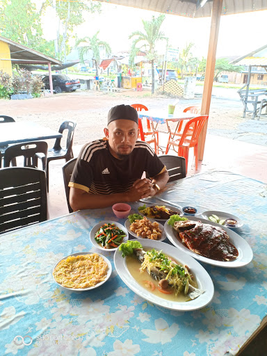 D' Selarong Seafood D' Selarong Seafood