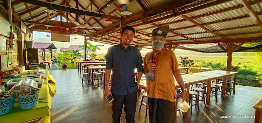 Nasi Dagang Pak Malau