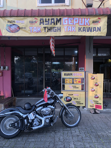 Ayam Gepuk Bijan “Tak Thigh, Tak Kawan!”