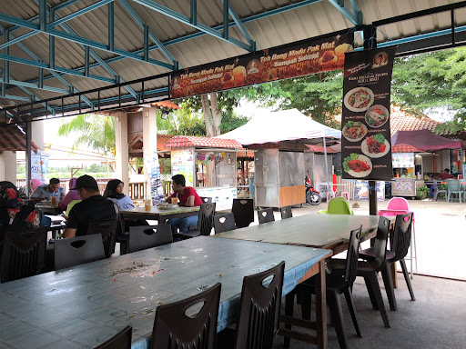 Warung Pak Mat Pulau Pisang