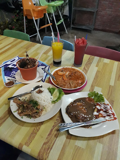 Rizqi D'Cafe Rizqi D'Cafe