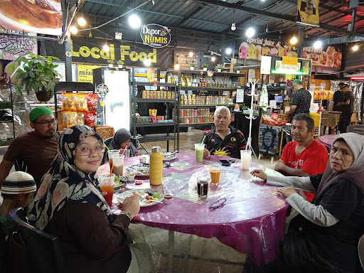 D TANJAK CAFE & RESTAURANT