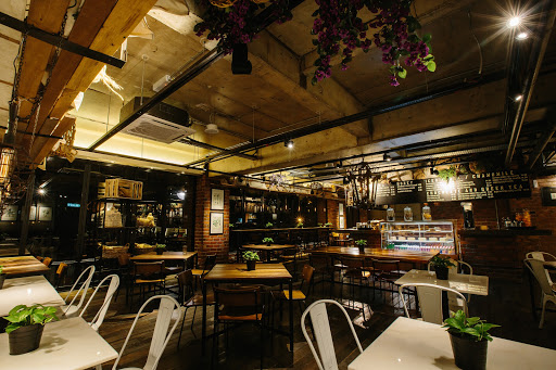 Bica & Co Courtyard Cafe Bica & Co Courtyard Cafe