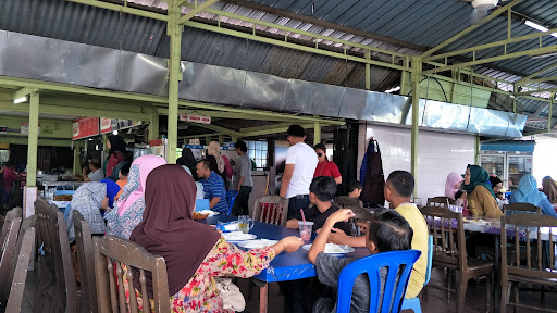 Hajah Rahmah Haji Ibrahim Kari Kepala Ikan Hajah Rahmah Haji Ibrahim Kari Kepala Ikan