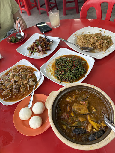 Lai Heng Fatt Restaurant Kuala Lukut (来兴发餐馆) Lai Heng Fatt Restaurant Kuala Lukut (来兴发餐馆)
