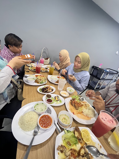 Raja Nasi Ayam โข Mentakab Raja Nasi Ayam โข Mentakab
