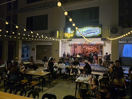 Lighthouse Bistro and Cafe