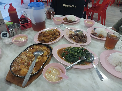Win Win Seafood Restaurant