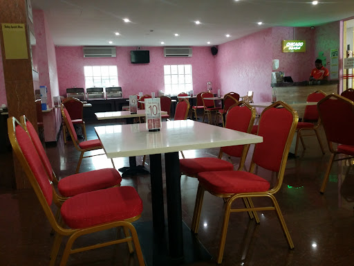 Chicago Cafe & Grill