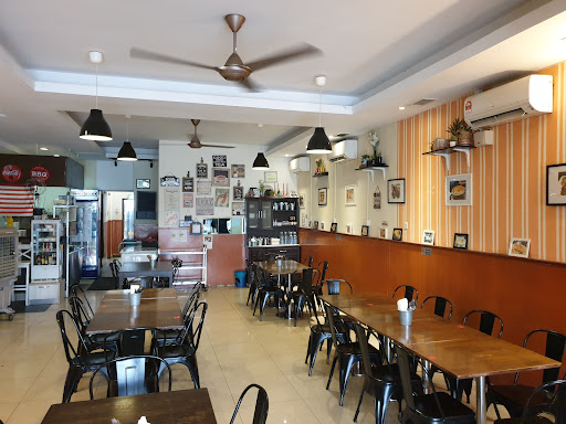 Moon's Kitchen (Putra Heights)