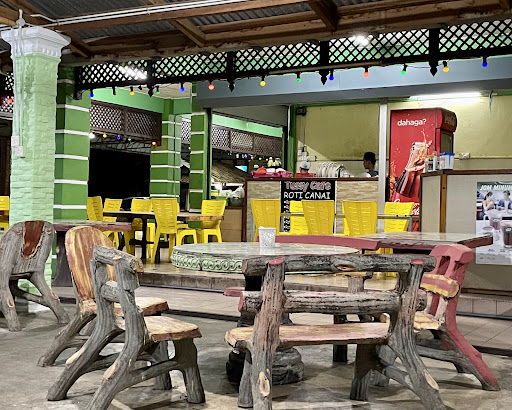 Tussy Cafe Tussy Cafe