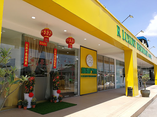 R Luxury Restaurant R Luxury Restaurant