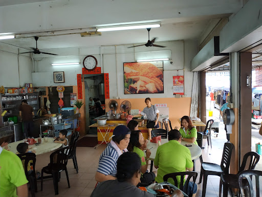 One Plus One Restaurant • 1 加 1
