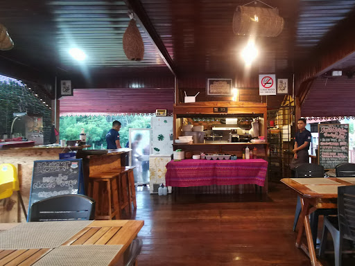 ROUTE 113 ANJUNG CAFE ROUTE 113 ANJUNG CAFE