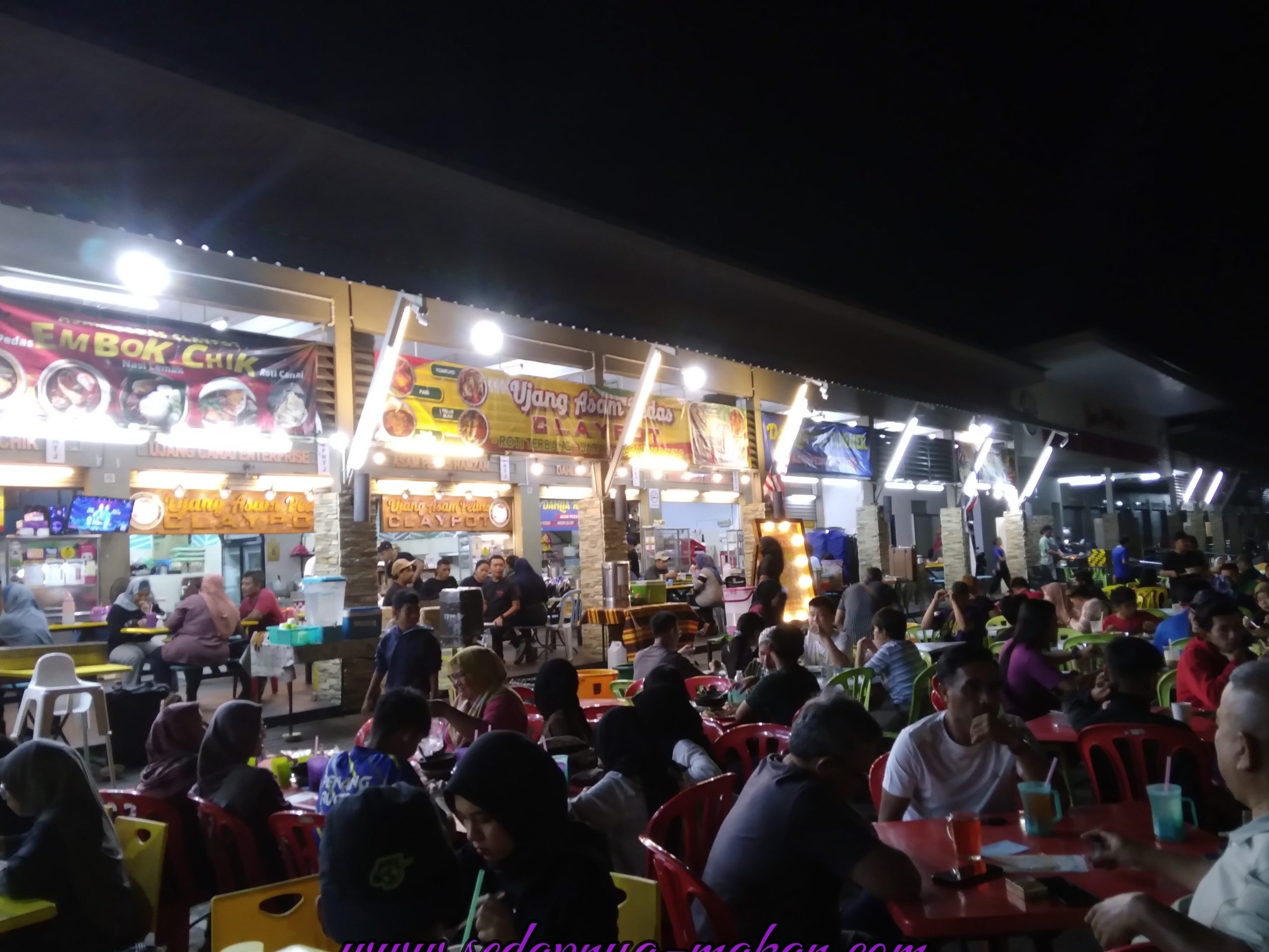 Medan Selera Batu Berendam Melaka 1 medan selera batu berendam melaka scaled
