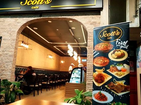 scotts cafe
