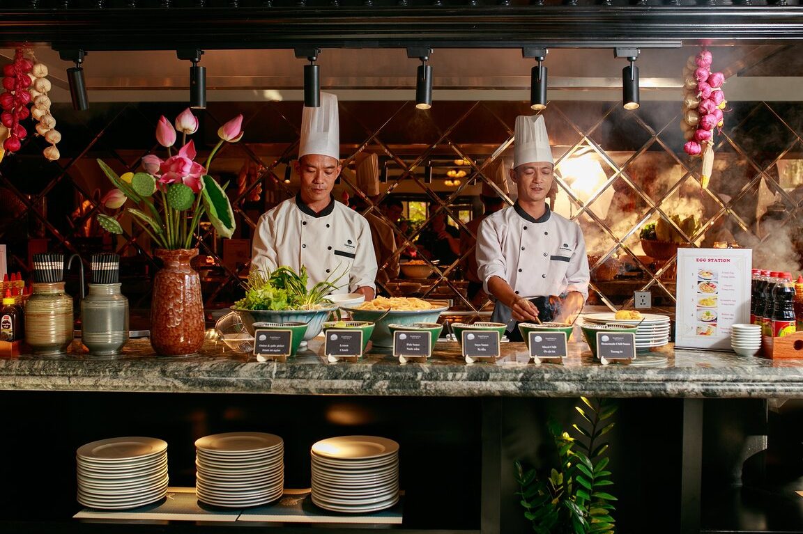 SUN HOI FHAT RESTAURANT 1 sun hoi fhat restaurant