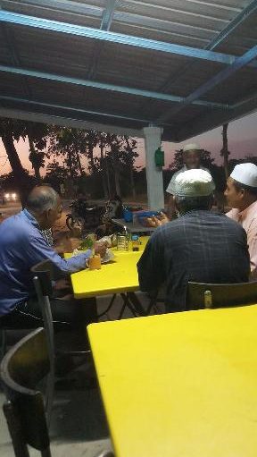 warung muara good local food